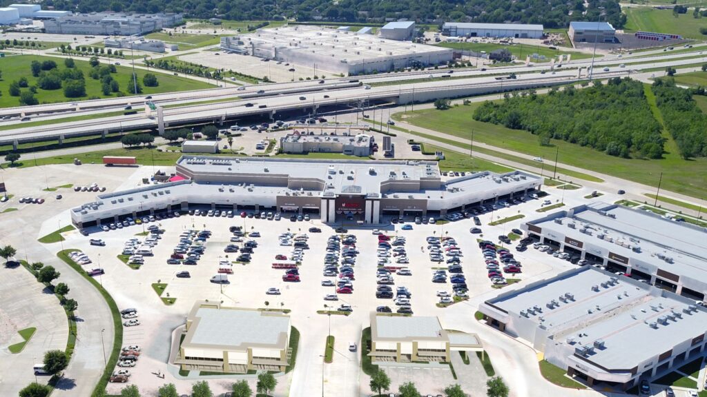 Unparalleled Community Living: Discover Grand West Condos in the Heart of Katy's Asian Town Lifestyle Center